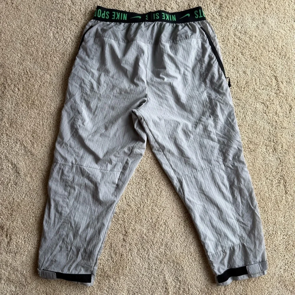 Nike Sports Gray Athletic Pants Joggers Elastic Waist Logo Men’s Size S Y2K
